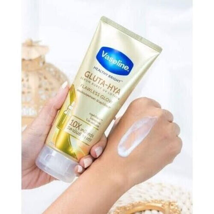 Vaseline Gluta-Hya Serum Flawless Glow UV Lotion 300ml